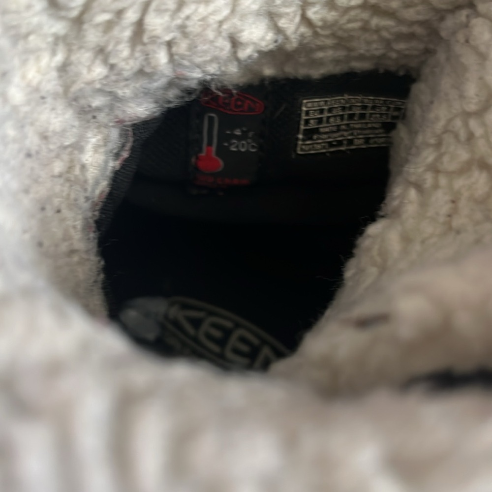 Keen waterproof boots - Picture 6 of 15